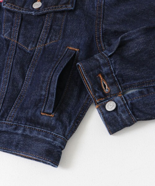URBAN RESEARCH（アーバンリサーチ）の「Levi’s　SHRUNKEN 90S TRUCKER（デニムジャケット・レディース・L INDIGO/D INDIGO・S）」の8枚目の写真