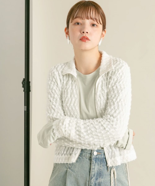 KBF(ケイビーエフ)の「フロントZIPフェザーロングTEE(Tシャツ/カットソー・レディース・BLACK/OFF・one)」の1枚目の写真