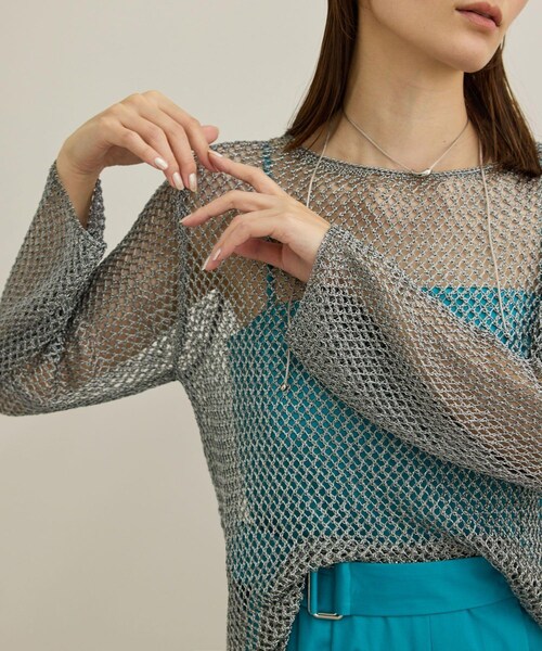 ROPE'(ロペ)の「ラメコードメッシュプルオーバー/洗える(その他トップス・レディース・ゴールド/シルバー・F)」の3枚目の写真