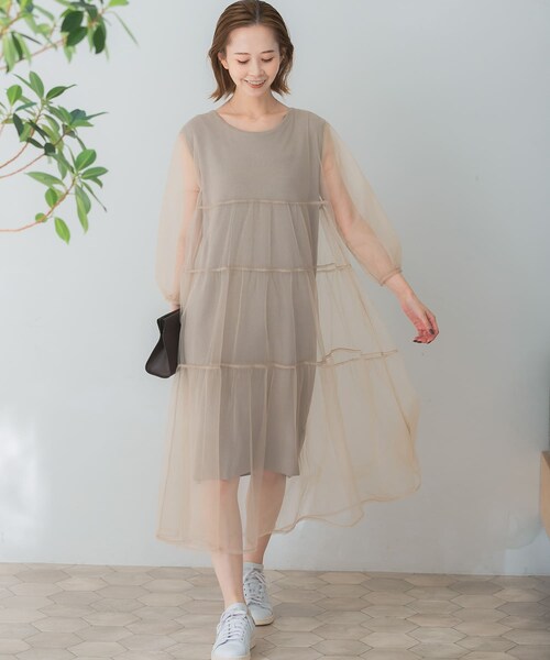 URBAN RESEARCH ROSSO（アーバンリサーチロッソ）の「TORRAZZO DONNA　ニット×オーガンジーリバーシブルワンピース（ワンピース・レディース・BEIGE/BLACK・FREE）」の16枚目の写真