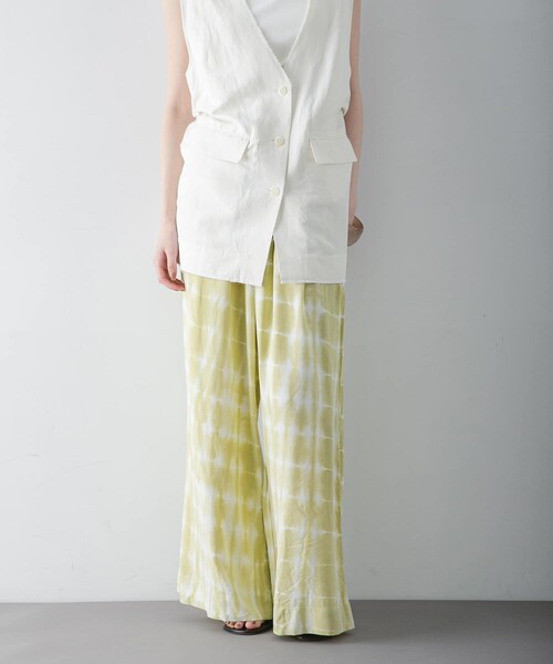 URBAN RESEARCH（アーバンリサーチ）の「『一部別注カラー』LUSANA　CICI PANTS（その他パンツ・レディース・DAUN/P TIE DYE/別注H NAVY・S/M）」の15枚目の写真