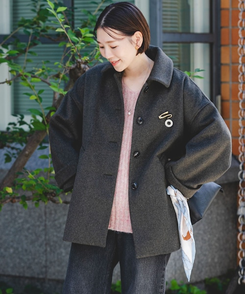 URBAN RESEARCH ROSSO（アーバンリサーチロッソ）の「F by ROSSO　『UR TECH』ビーバーテントラインコート（ステンカラーコート・レディース・BROWN/BLACK・Free）」の2枚目の写真