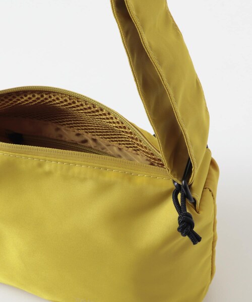 URBAN RESEARCH DOORS（アーバンリサーチドアーズ）の「『別注』YAKPAK×DOORS　SHOULDER BAG S（ショルダーバッグ・メンズ・BLACK/CHARCOAL/GRAY/YELLOW・-）」の20枚目の写真