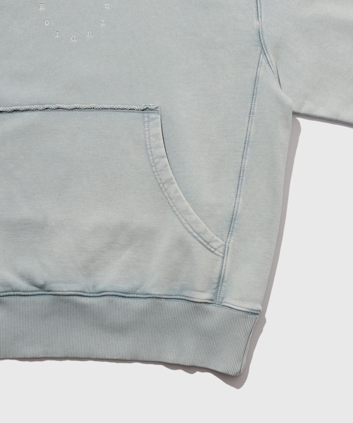 ADAM ET ROPE'（アダムエロペ）の「【Etudes Studio/エチュードストゥディオ】RELAX HOODIE CIRCLE（パーカー・メンズ・サックス・M/S）」の9枚目の写真