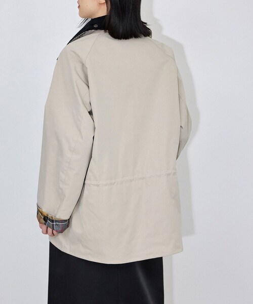 ADAM ET ROPE'(アダムエロペ)の「【Barbour for ADAM ET ROPE'】別注Shirring Bedale(その他アウター・レディース・ブラック/ベージュ・34/36)」の19枚目の写真