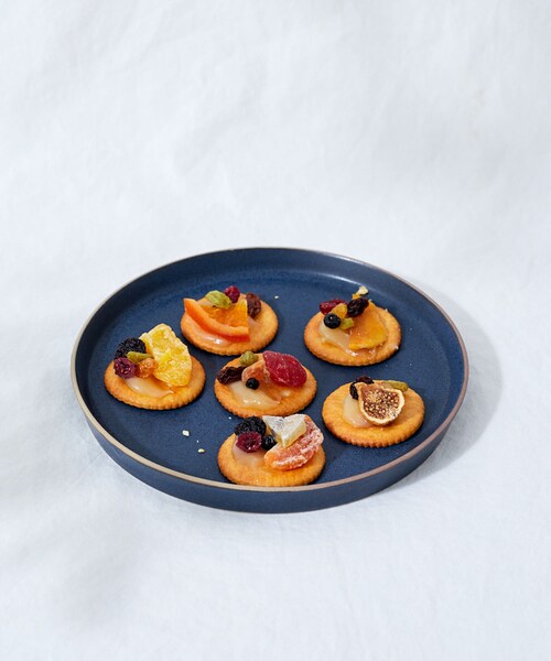 URBAN RESEARCH DOORS（アーバンリサーチドアーズ）の「DOORS LIVING PRODUCTS　comfy プレート19cm（食器・メンズ・ネイビー/アイボリー・-）」の13枚目の写真