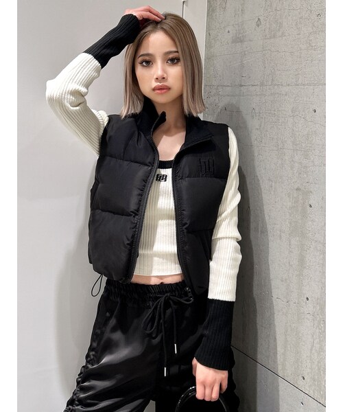 GYDA（ジェイダ）の「GYGY中綿ショートベスト（ベスト・レディース・オフホワイト/ブラック・F）」の6枚目の写真