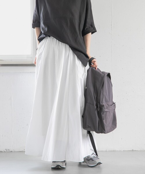 URBAN RESEARCH DOORS(アーバンリサーチドアーズ)の「FORK&SPOON ナイロンギャザースカート(スカート・レディース・BLACK/OFF/LIGHTBEIGE・1/2)」の10枚目の写真