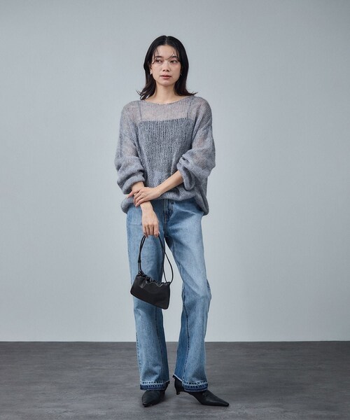 ADAM ET ROPE'(アダムエロペ)の「COTTON USAセミフレアデニム 4(デニムパンツ・レディース・ブルー系/サックス・M/S/XS)」の11枚目の写真