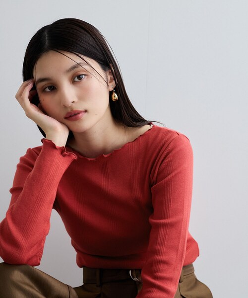 VIS(ビス)の「【Miller】VIS別注モデルボートネックメロープルオーバー【洗える】(Tシャツ/カットソー・レディース・ライトグレー/オフホワイト/レッド系・F)」の3枚目の写真