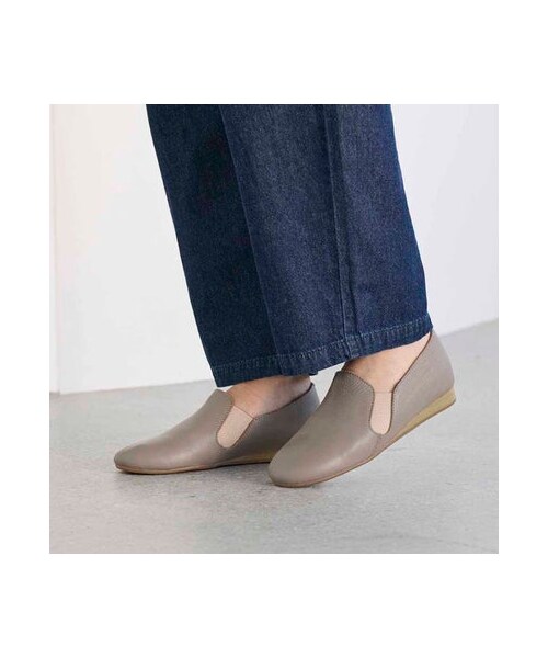 ing(イング)の「イング ing 【WEB限定】スリッポンシューズ (モカシン/デッキシューズ・レディース・BL/BG/SV・225/22.5cm/230/23cm/235/23.5cm/240/24cm/245/24.5cm)」の9枚目の写真