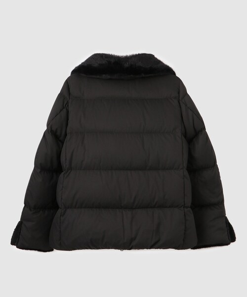 ROPE'（ロペ）の「【WEB限定/一部店舗限定】【HERNO(ヘルノ)】エコファーショート丈ダウンコート（ダウンジャケット/コート・レディース・ブラック/オフホワイト・M/S）」の22枚目の写真