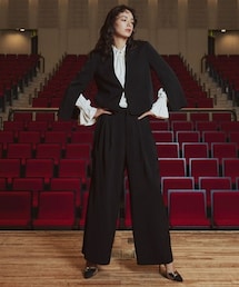 Callarus | 【入学式・卒業式・フォーマル】袖スリットショート丈デザインジャケット＋ワイドストレッチパンツセットアップスーツ（ジャケット＋パンツ）〔Callarus〕(スーツセット)