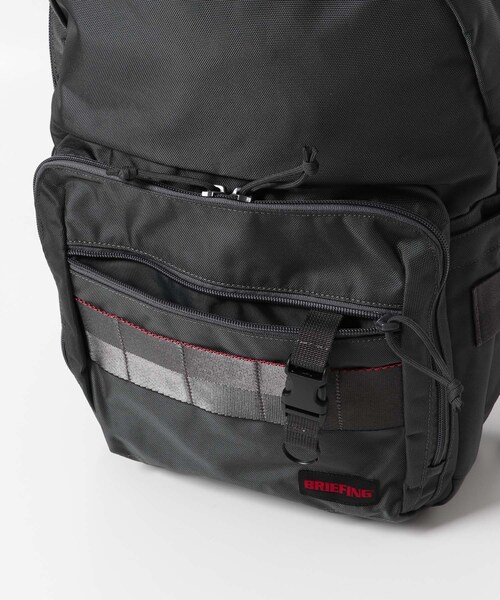 URBAN RESEARCH DOORS（アーバンリサーチドアーズ）の「BRIEFING　BS BOX PACK AG（バックパック/リュック・メンズ・BLACK/DARK GRAY・Free）」の11枚目の写真