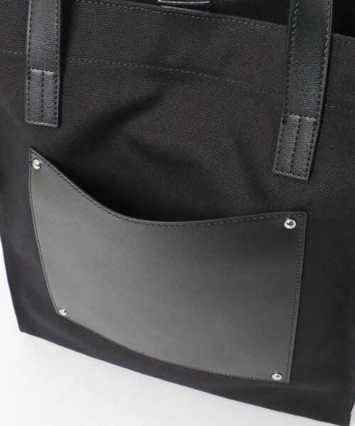 ITEMS URBANRESEARCH（アイテムズ アーバンリサーチ）の「キャンバス × フェイクレザー トートバッグ（トートバッグ・メンズ・BLK/OFF・-）」の17枚目の写真