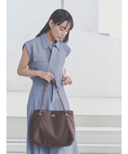 TONAL(トーナル)の「デニムライクボウタイフレンチブラウス(シャツ/ブラウス・レディース・オフホワイト/インディゴ・M)」の6枚目の写真