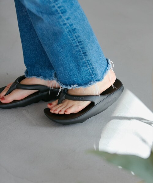 VIS（ビス）の「【muleboy】SQUARE Z【WEB限定】（サンダル・レディース・ブラック/オフホワイト・23.0/24.0）」の16枚目の写真