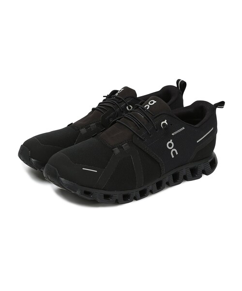 ADAM ET ROPE'（アダムエロペ）の「MENS【ON】SHOES Cloud 5 Waterproof（スニーカー・メンズ・ブラック・25.5/26.5/27.5）」の4枚目の写真