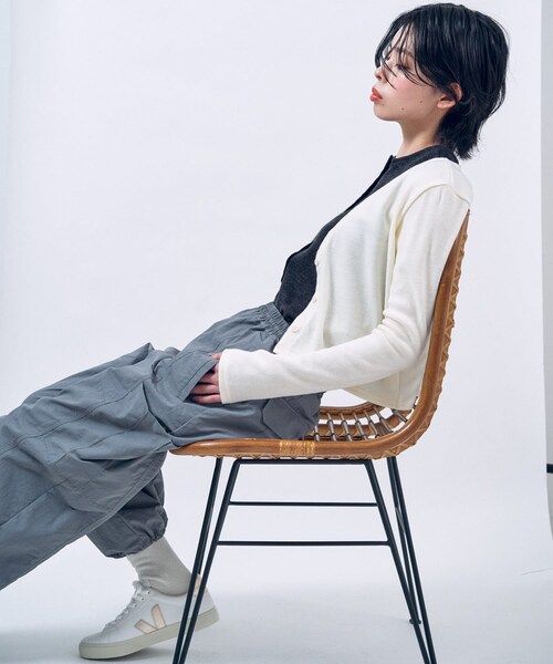 THE GOODLAND MARKET（ザグッドランドマーケット）の「&her　Vest Cardigan Set（カーディガン/ボレロ・レディース・GRYxOFF/CHARCOAL/OFF・FREE）」の7枚目の写真