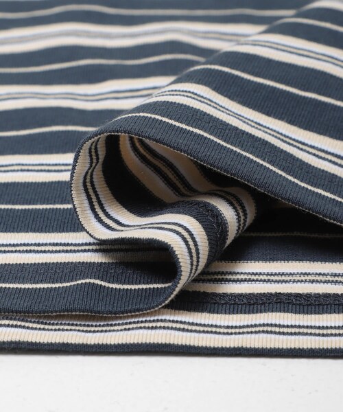 KBF(ケイビーエフ)の「CHAMPION LONG SLEEVE BORDER T-SHIRTS(Tシャツ/カットソー・レディース・NAVY/L.BROWN・L)」の9枚目の写真