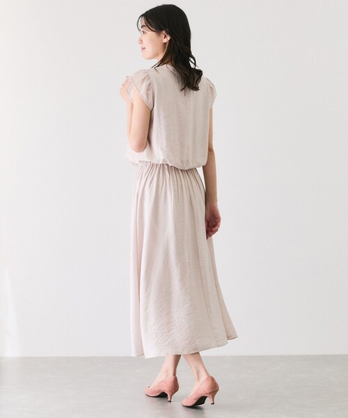 Jayro（ジャイロ）の「レーヨンナイロンオーガン袖フリルワンピース（ワンピース・レディース・ブラック/オフホワイト/ブルー/ピンク・M）」の12枚目の写真