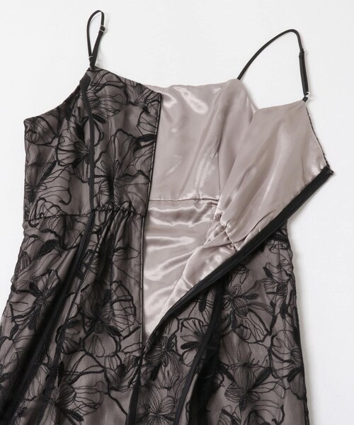 URBAN RESEARCH ROSSO（アーバンリサーチロッソ）の「エンブロダリーレースレイヤードドレス（ワンピース・レディース・GREEN/BLACK・FREE）」の10枚目の写真