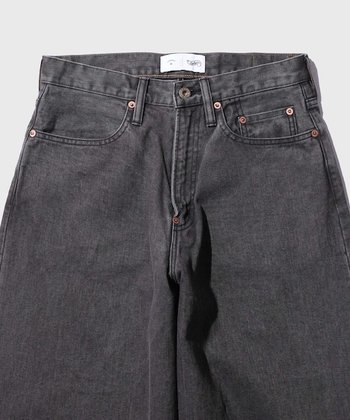 ADAM ET ROPE'(アダムエロペ)の「【SUGARHILL/シュガーヒル】"CAR SERVICE" MODERN DENIM WIDE CUT(デニムパンツ・メンズ・ブラック・30/32)」の4枚目の写真