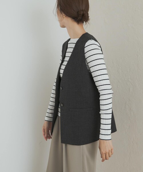 URBAN RESEARCH DOORS(アーバンリサーチドアーズ)の「ノーカラージレ(テーラードジャケット・レディース・BEIGE/BLACK・M)」の6枚目の写真