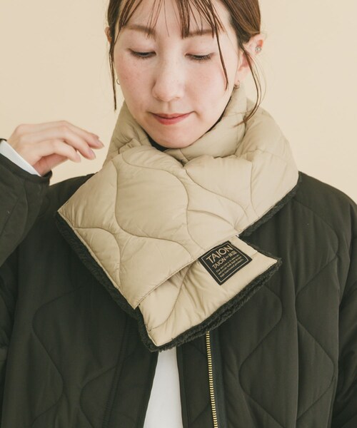 ITEMS URBANRESEARCH（アイテムズ アーバンリサーチ）の「TAION　Reversible Down Scarf（マフラー・メンズ・BLK/G.BEIGE/D.OLIVE/D.NAVY/PAINT CAMO・-0）」の16枚目の写真