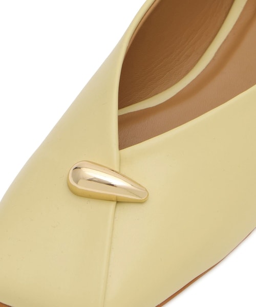 ADAM ET ROPE'（アダムエロペ）の「メタルモチーフフラットシューズ（パンプス・レディース・ブラック/クリーム・23.0/23.5/24.0/24.5）」の17枚目の写真