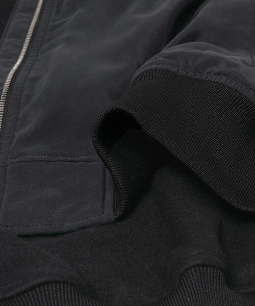URBAN RESEARCH（アーバンリサーチ）の「HERILL　Silknylontaffeta jacket（ブルゾン・メンズ・Beige/Black・2/3）」の10枚目の写真