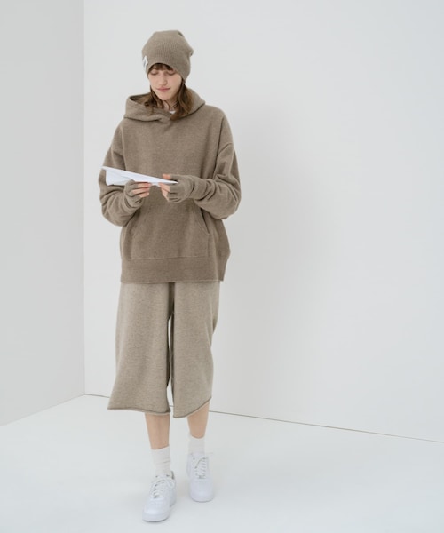 URBAN RESEARCH（アーバンリサーチ）の「dDdDdDd　CASHMERE VINTAGE HOODIE（ニット/セーター・メンズ・DARK GRAY/PURE BEIGE・S/M/L/XL）」の14枚目の写真