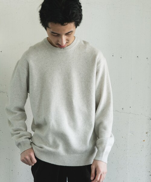 URBAN RESEARCH DOORS（アーバンリサーチドアーズ）の「ハミルトンウールクルーネックニット（ニット/セーター・メンズ・OFF/SAGE GREEN/MIX BROWN/BLACK・M/L/XL）」の8枚目の写真