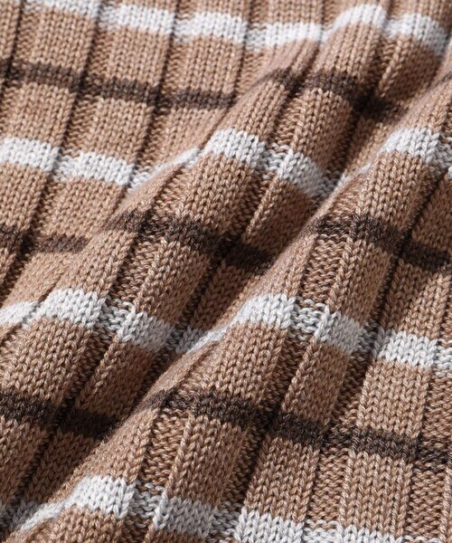 ADAM ET ROPE'（アダムエロペ）の「【RICE NINE TEN/ライス ナイン テン】RIBBED KNIT POLO SHIRT（ポロシャツ・メンズ・グレー/ベージュ/ラベンダー系・1/2）」の18枚目の写真