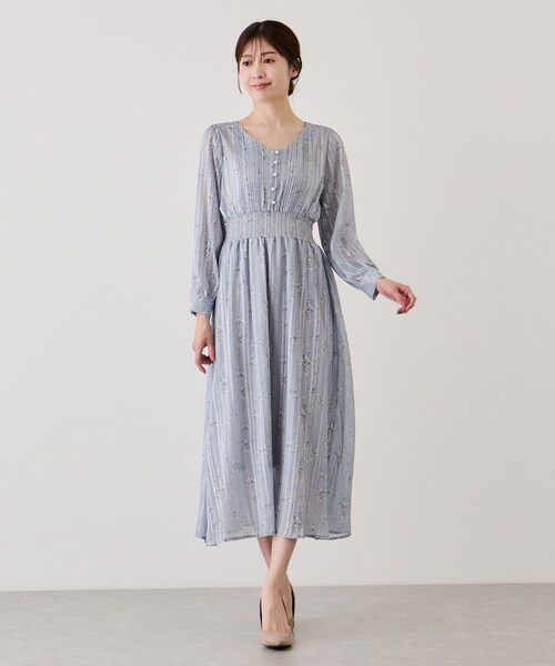 Jayro（ジャイロ）の「ピンタックプリーツ長袖ワンピース（ワンピース・レディース・ライトグレー/ホワイト系/ダークブラウン系/ネイビー/ネイビー系/ブルー/ピンク/ワイン・M）」の19枚目の写真