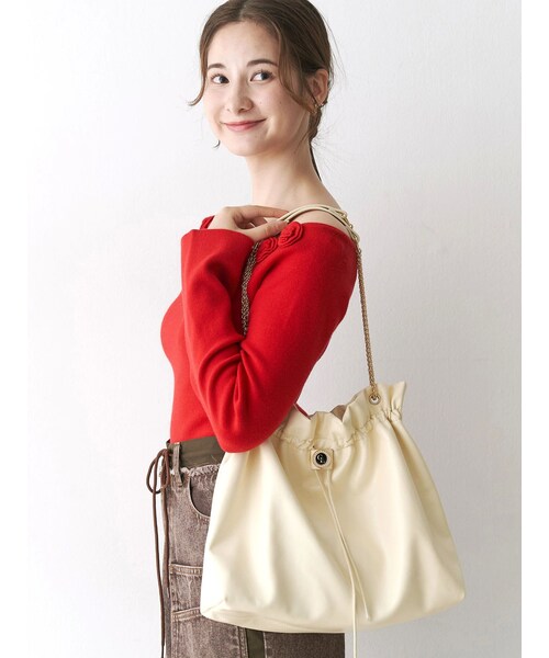 CALNAMUR（カルナムール）の「ショルダーチェーンドローストリングバッグ（ショルダーバッグ・レディース・ブラック/ライトイエロー/シルバー・F）」の17枚目の写真