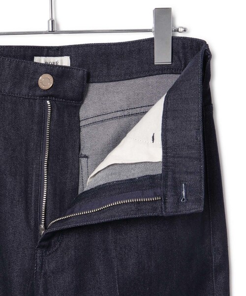 ROPE'（ロペ）の「シルク混リアクティブデニムセンタープレスパンツ（デニムパンツ・レディース・ホワイト/ネイビー・36/38/40）」の12枚目の写真