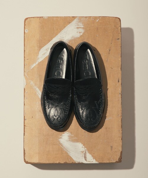 URBAN RESEARCH(アーバンリサーチ)の「TanC TOKYO WESTAN LOAFERS(ローファー・レディース・BLACK・23.5/24/24.5)」の3枚目の写真