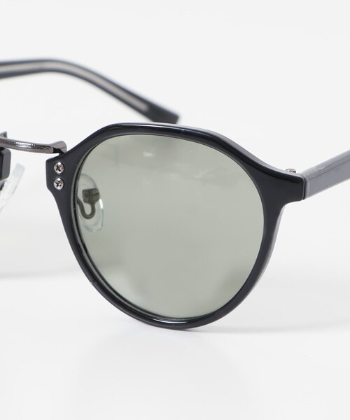 URBAN RESEARCH DOORS（アーバンリサーチドアーズ）の「クラウンパント(調光&偏光レンズ)（メガネ・メンズ・BLK/BLUE/BLK/SMOKE/BLK/GRN・-）」の16枚目の写真