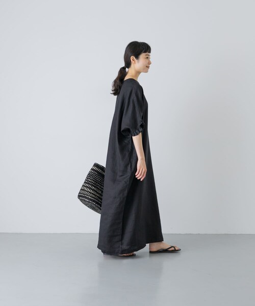 かぐれ（カグレ）の「『2サイズ展開』リネンフリルスリーブワンピース（ワンピース・レディース・BLACK・0/1）」の2枚目の写真