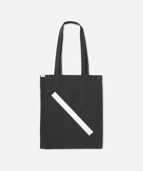 Saturdays NYC(サタデーズ ニューヨークシティ )の「Chocomoo x Saturdays NYC Tote Bag(トートバッグ・レディース・ブラック/キナリ/ワイン・F)」の9枚目の写真