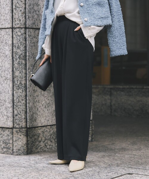 URBAN RESEARCH ROSSO（アーバンリサーチロッソ）の「ストレッチツイルタックストレートパンツ（その他パンツ・レディース・L.BEIGE/BLACK・36/38）」の3枚目の写真