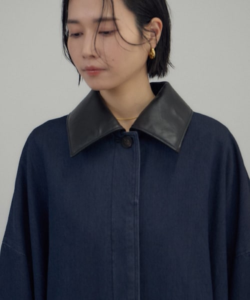 ADAM ET ROPE'(アダムエロペ)の「デニムテントシルエットステンカラーコート(ステンカラーコート・レディース・ネイビー系・F)」の16枚目の写真