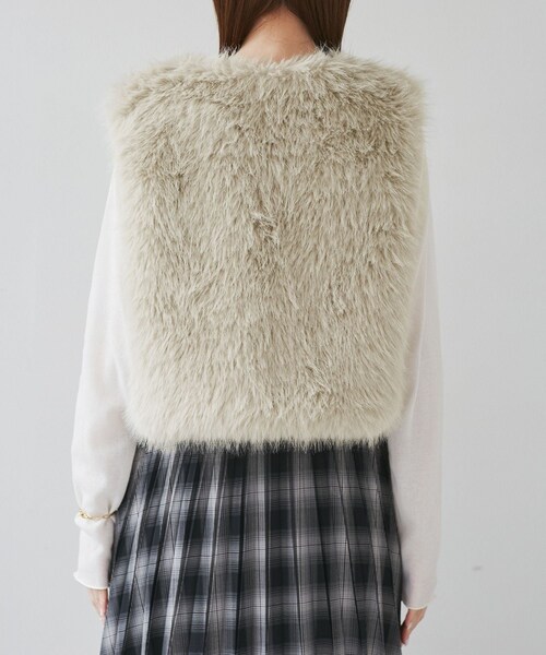 ROPE' PICNIC（ロペピクニック）の「ファーベスト（ベスト・レディース・ダークブラウン/ベージュ・F）」の18枚目の写真