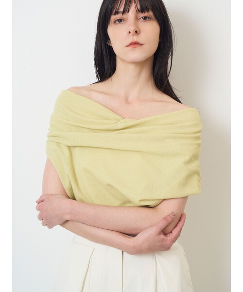 ELENDEEK(エレンディーク)の「OFF SHOULDER CS(Tシャツ/カットソー・レディース・アイボリー/ブラック/ライム・F)」の9枚目の写真