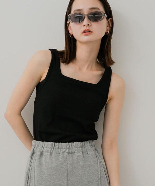 SENSE OF PLACE by URBAN RESEARCH（センスオブプレイスバイアーバンリサーチ）の「2WAYタンクトップ（タンクトップ・レディース・OFF WHITE/BLACK/GREIGE・one）」の16枚目の写真