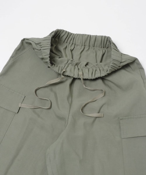 URBAN RESEARCH DOORS（アーバンリサーチドアーズ）の「トロミカーゴイージーパンツ（その他パンツ・レディース・GREIGE/KHAKI・S/M）」の8枚目の写真