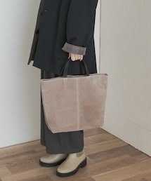 スエードトート