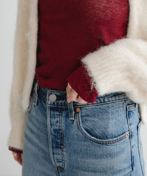 URBAN RESEARCH（アーバンリサーチ）の「強撚シアーカットソー（Tシャツ/カットソー・レディース・WHITE/BLACK/CHERRY RED/BROWN・FREE）」の4枚目の写真