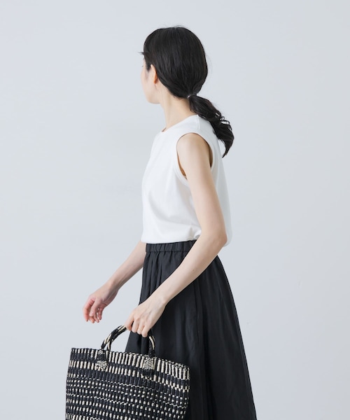 かぐれ（カグレ）の「フライスノースリーブカットソー（タンクトップ・レディース・GREGE/OFF/BLACK・FREE）」の5枚目の写真